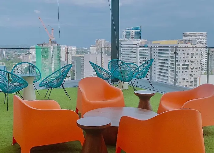Aparthotel Spacious 1br Highview It Park With Pool And Netflix Cebu